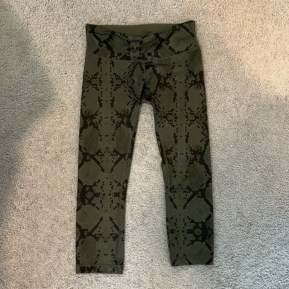 Cropped Lululemon Leggings